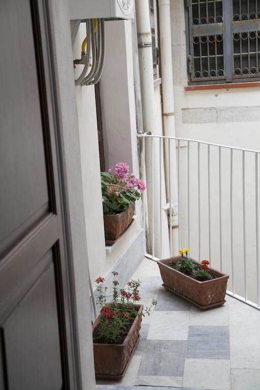 Sirhouse - Boutique Apartment In Ortigia Syracuse Номер фото